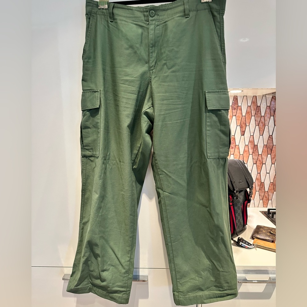 Uniqlo Green Cargo Pants